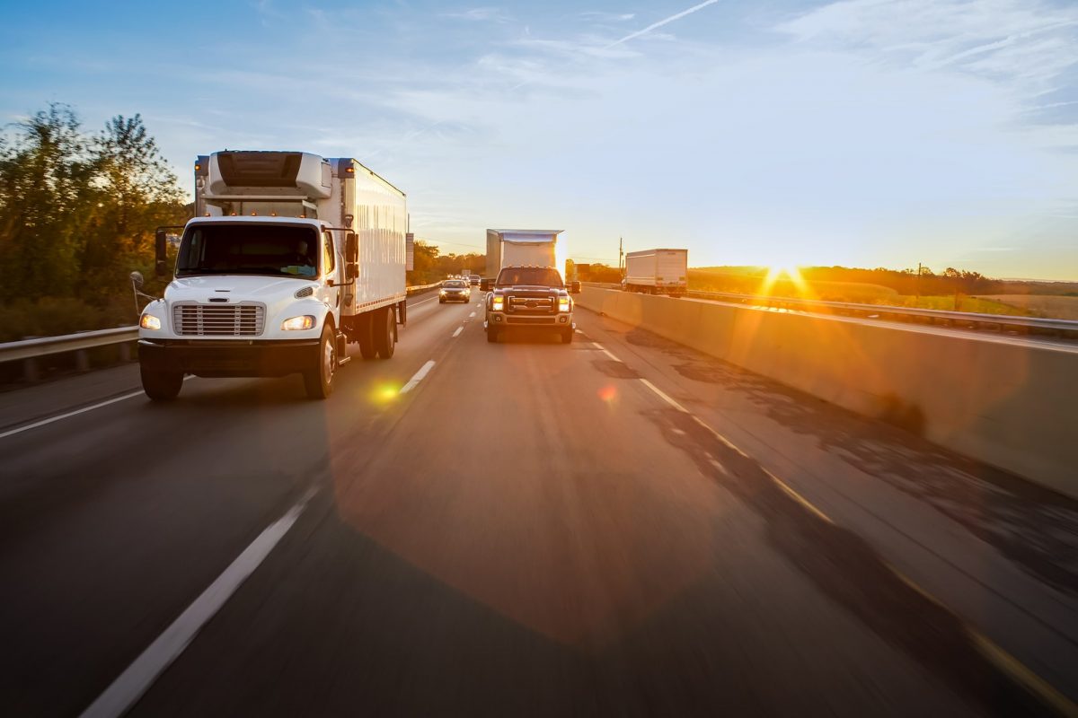 How Truck Drivers Can Stay Safe in the Summer Heat