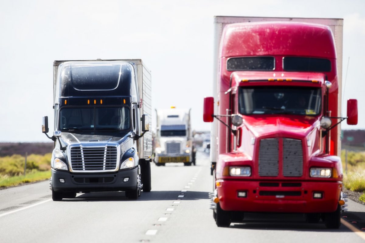 The Key Differences Between General Liability Insurance and Truck Liability Insurance Coverage