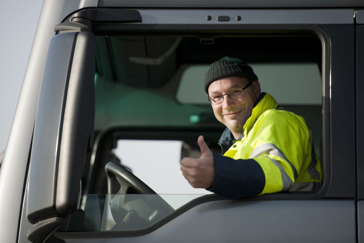 Tips for Truck Drivers to Stay Healthy on the Road